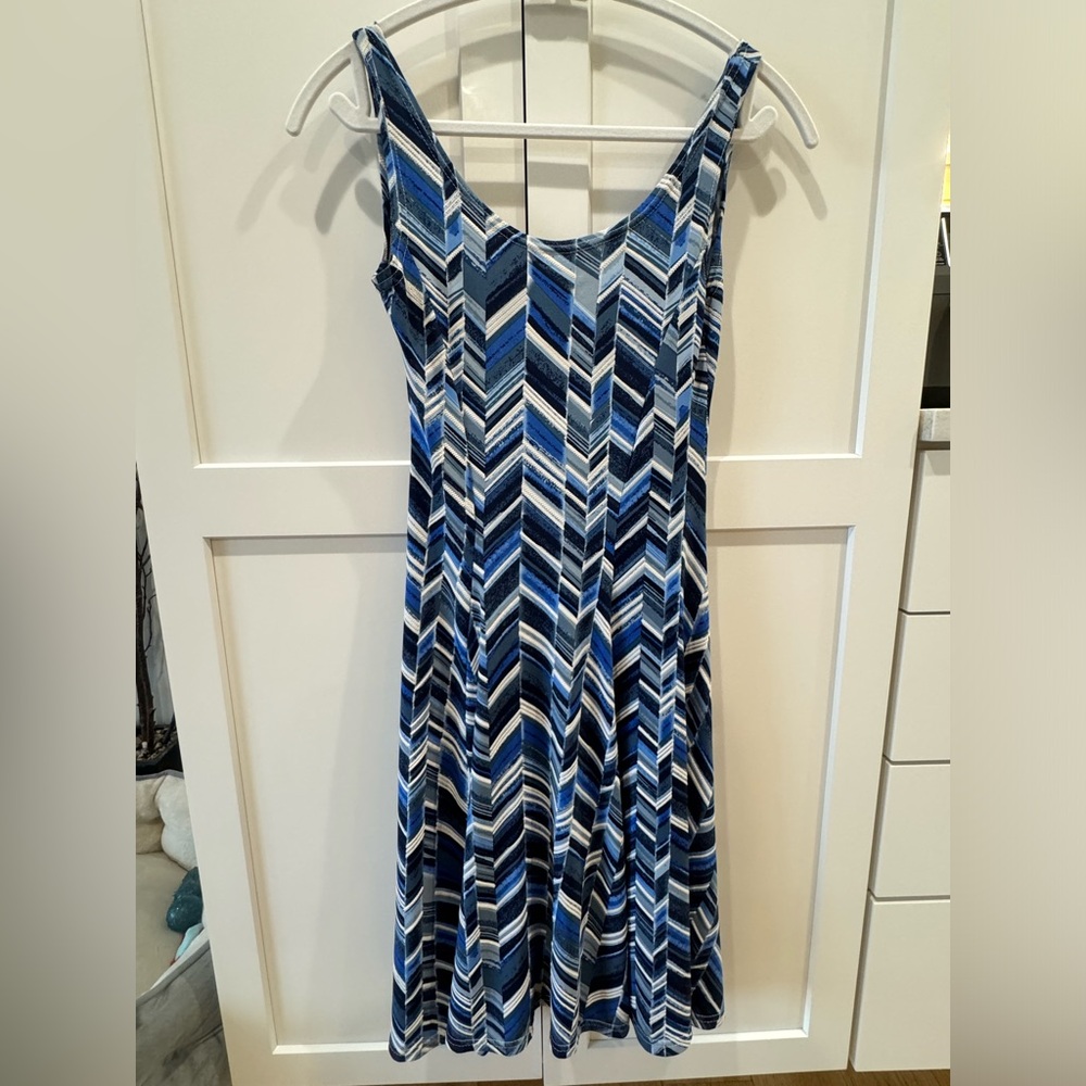Geometric blue dress